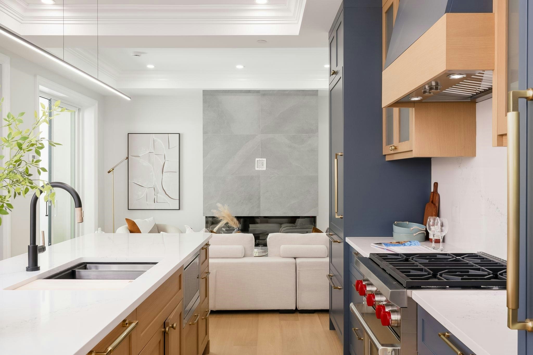 980 Bidwell Street, Vancouver, BC, V6G 1M3 - 10