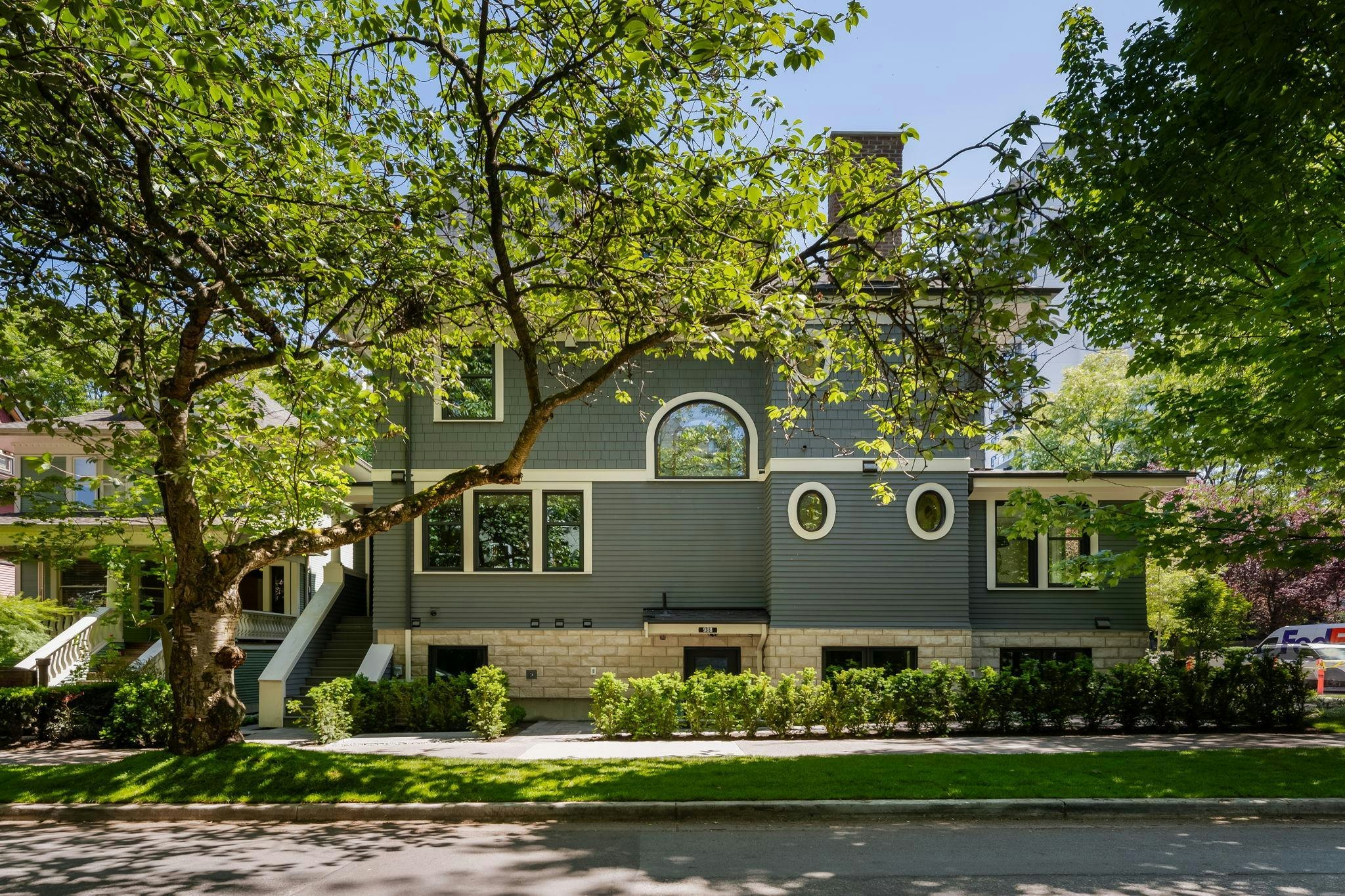 980 Bidwell Street, Vancouver, BC, V6G 1M3 - 2