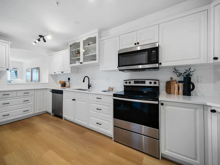 422-12931 Railway Avenue, Richmond, BC, V7E 6M5 - 13