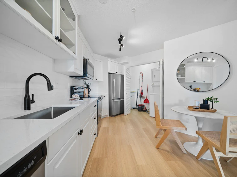 422-12931 Railway Avenue, Richmond, BC, V7E 6M5 - 17