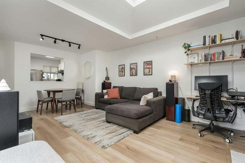 407-1333 W 7th Avenue, Vancouver, BC, V6H 1B8