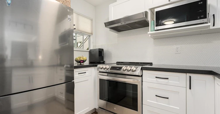 407-1333 W 7th Avenue, Vancouver, BC, V6H 1B8 - 10