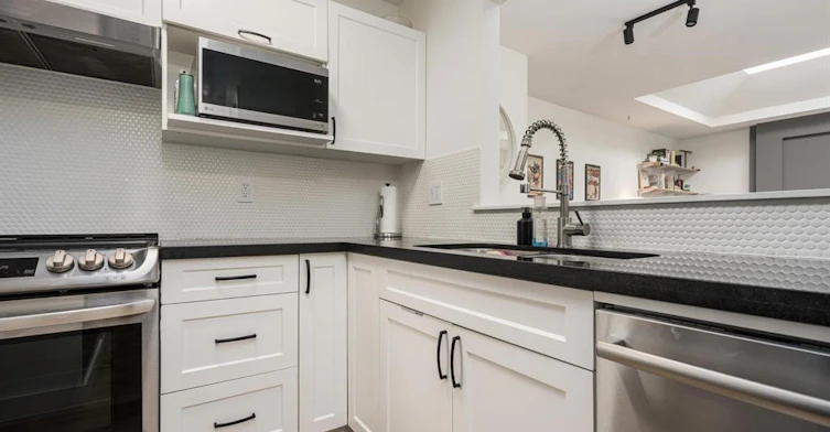 407-1333 W 7th Avenue, Vancouver, BC, V6H 1B8 - 8