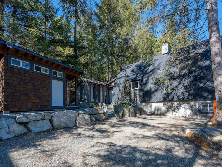 9226 Emerald Drive, Whistler, BC, V8E 0G5 - 29