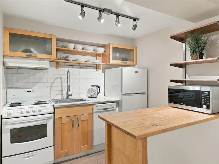 9226 Emerald Drive, Whistler, BC, V8E 0G5 - 23