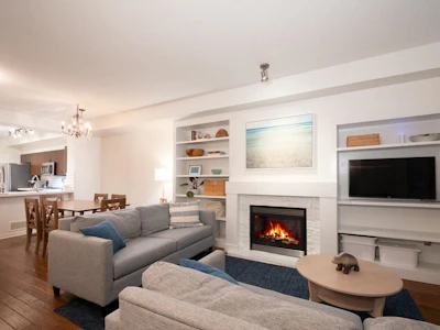 108-2200 Panorama Drive - 5