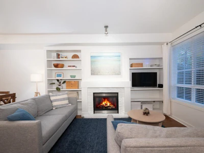108-2200 Panorama Drive - 4