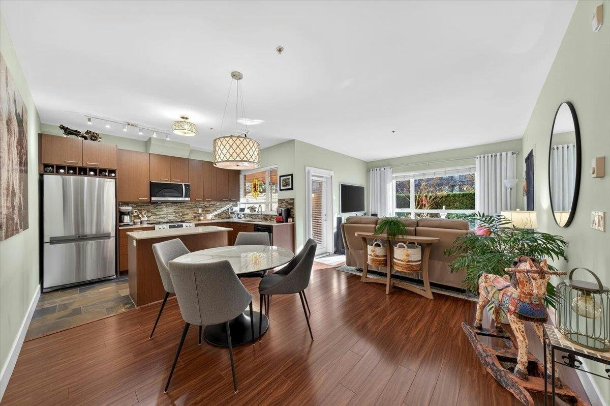 102-2473 Atkins Avenue, Port Coquitlam, BC, V3C 0C4