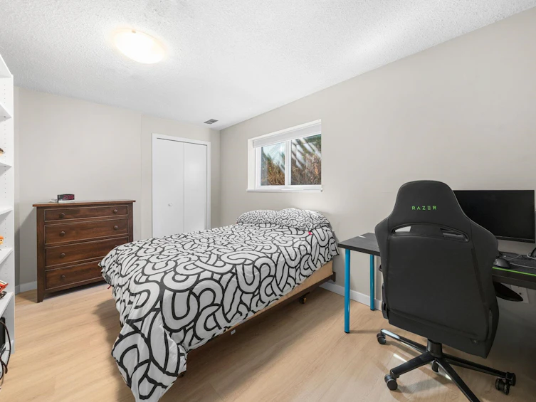 2763 Violet Street, North Vancouver, BC, V7H 2L7 - 29