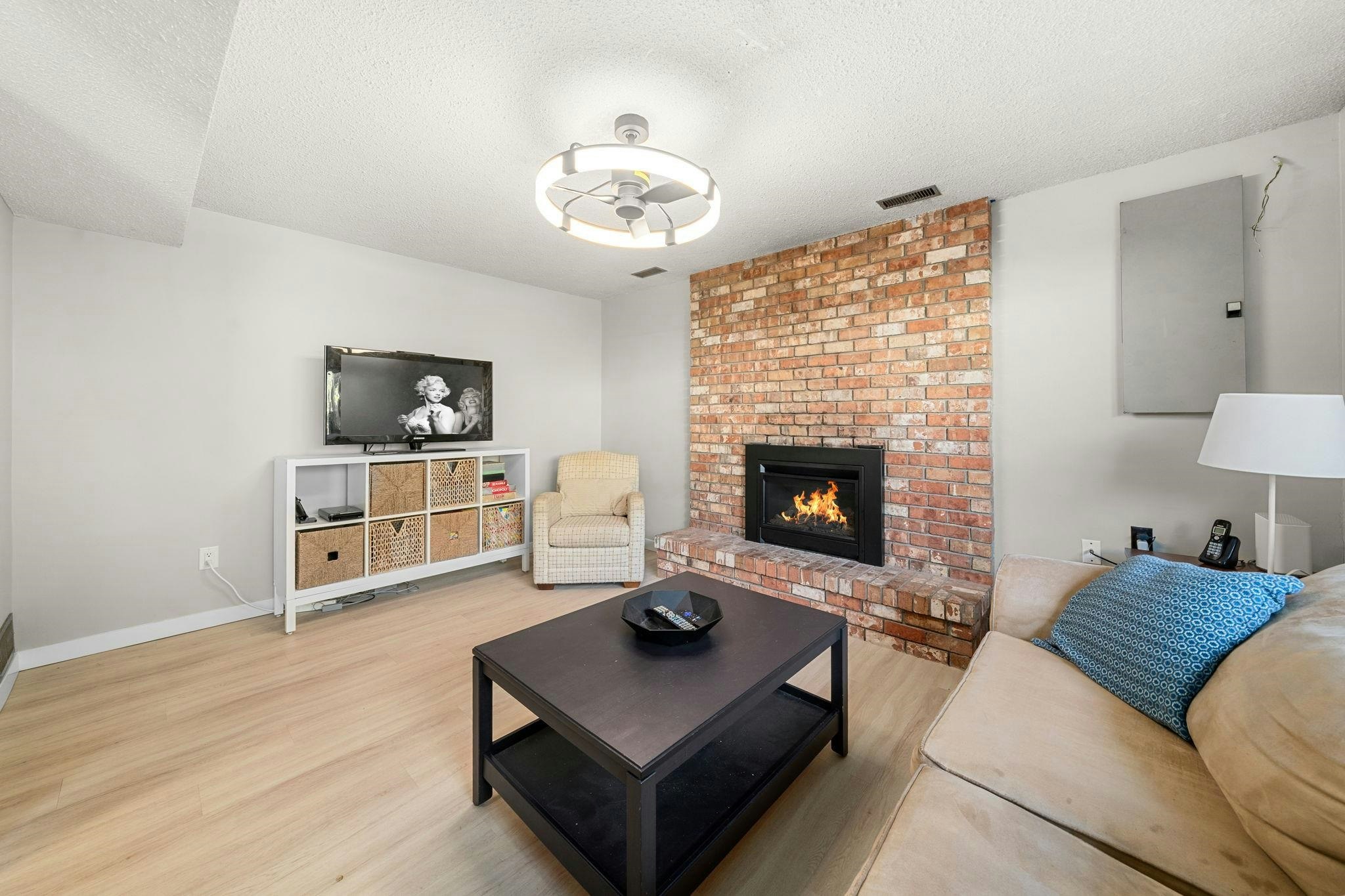 2763 Violet Street, North Vancouver, BC, V7H 2L7 - 27