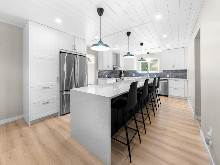 2763 Violet Street, North Vancouver, BC, V7H 2L7 - 6