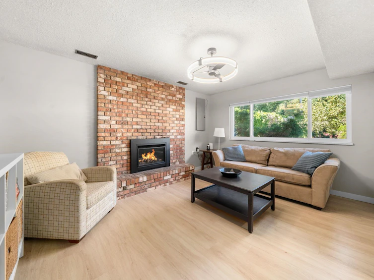 2763 Violet Street, North Vancouver, BC, V7H 2L7 - 26