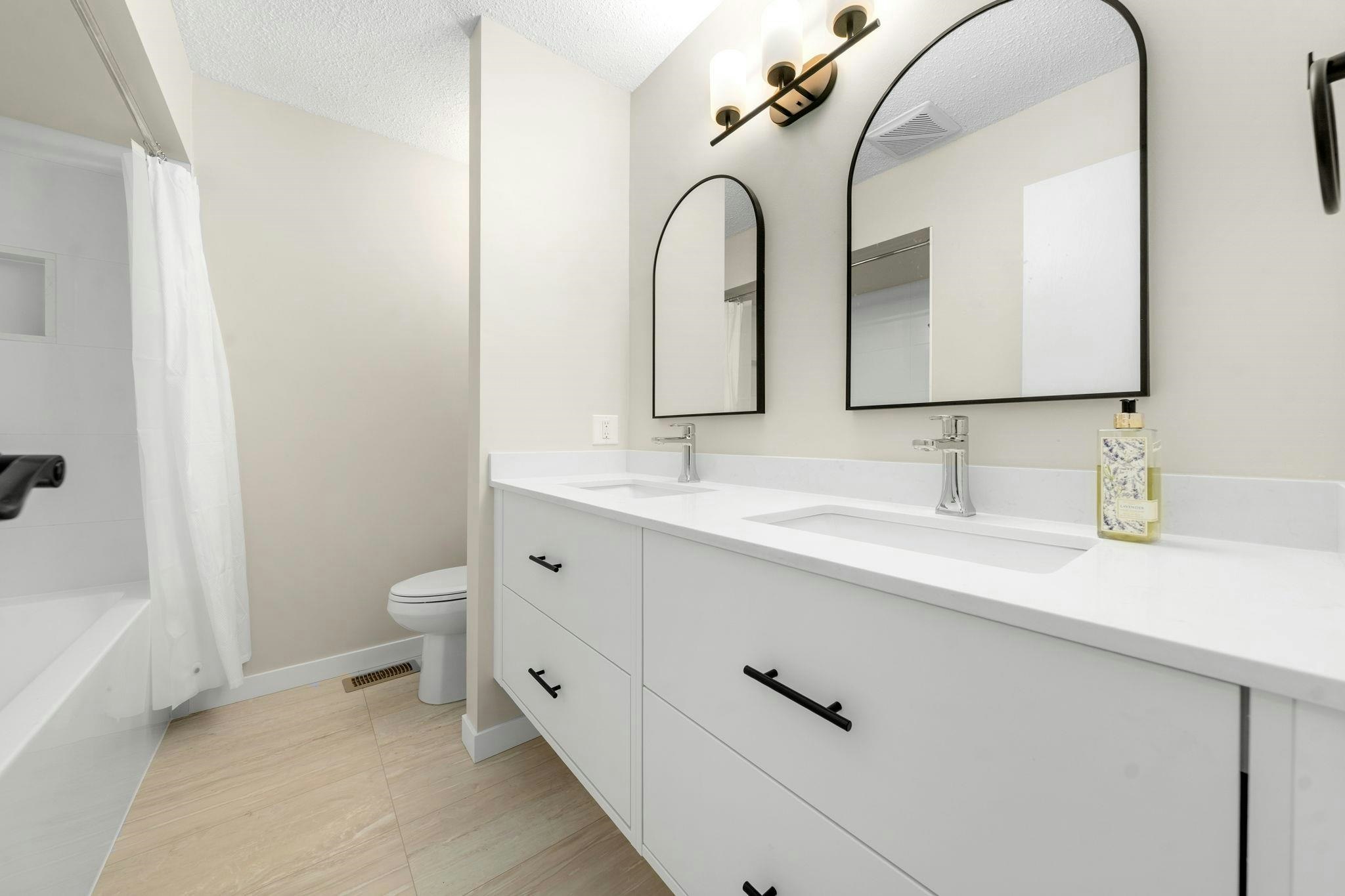 2763 Violet Street, North Vancouver, BC, V7H 2L7 - 25