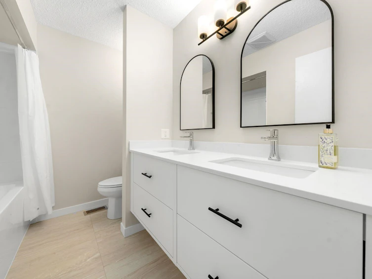 2763 Violet Street, North Vancouver, BC, V7H 2L7 - 25