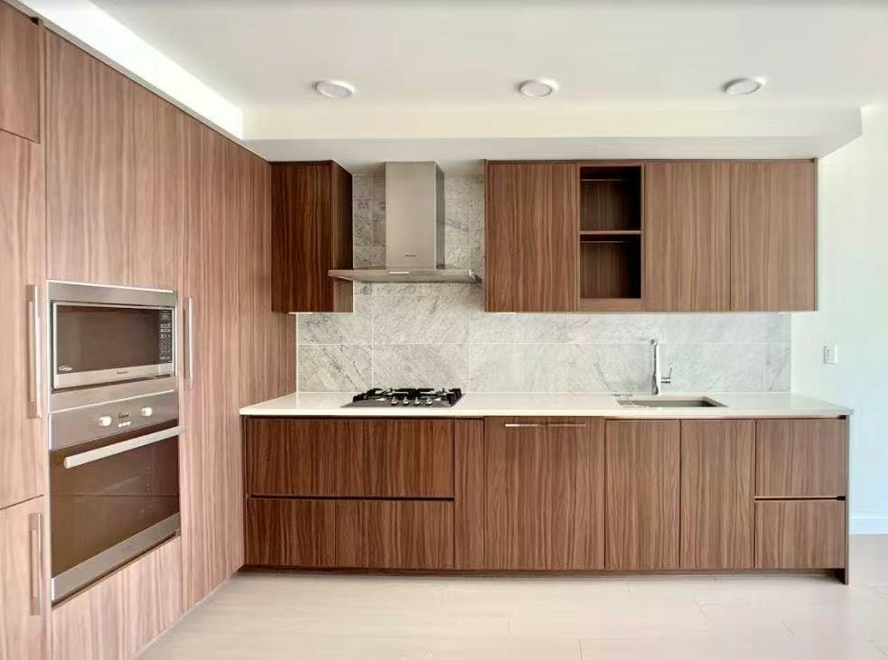 19F-433 Marine Drive, Vancouver, BC, V5X 0H5 - 2