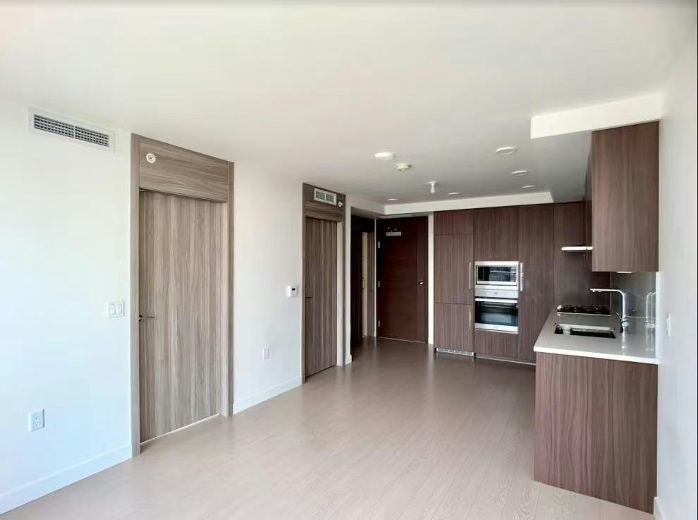 19F-433 Marine Drive, Vancouver, BC, V5X 0H5 - 3