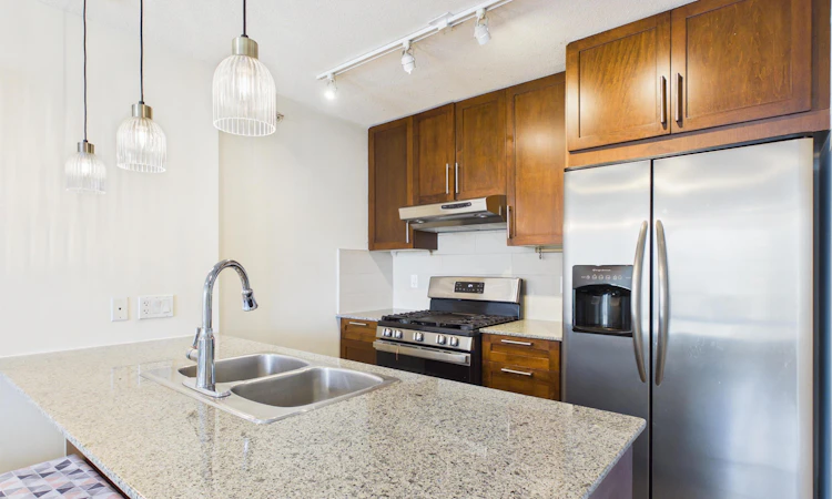 2301-7088 Salisbury Avenue