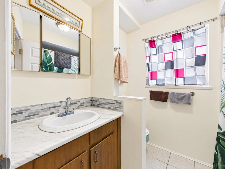 11272-11274 S 88 Avenue, Delta, BC, V4C 3B7 - 7