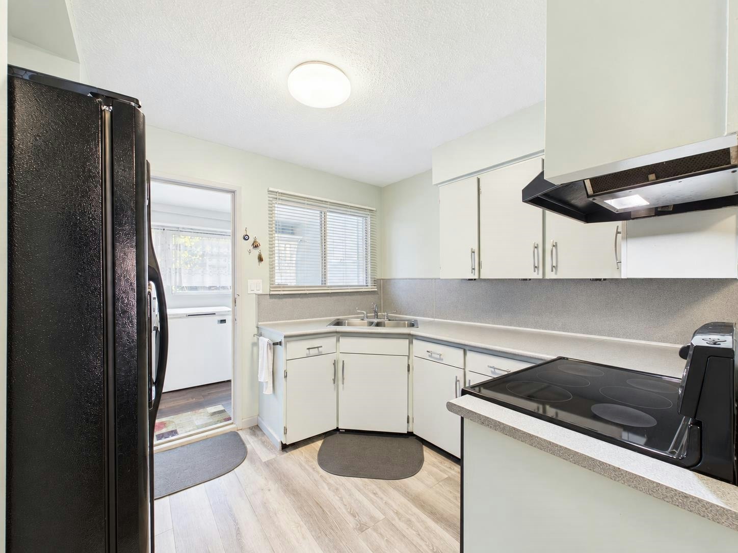 11272-11274 S 88 Avenue, Delta, BC, V4C 3B7 - 23