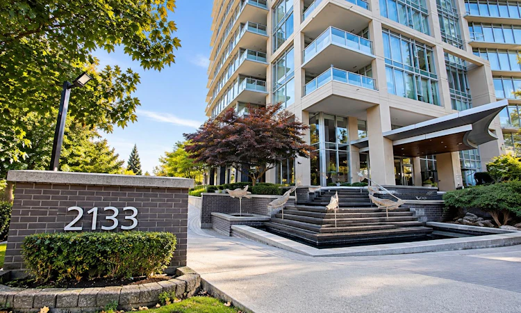 2805-2133 Douglas Road