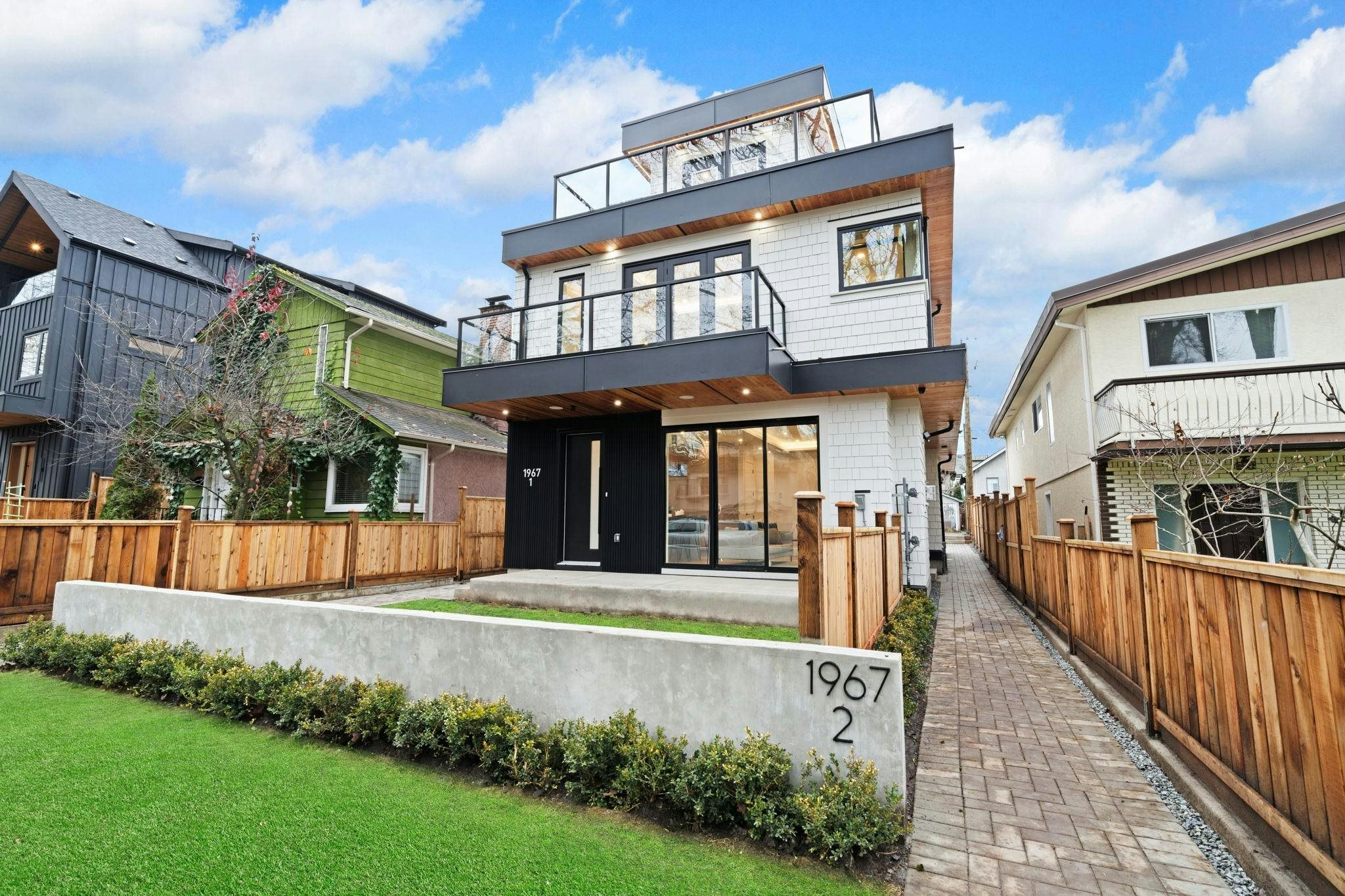 1-1967 E 13th Avenue, Vancouver, BC, V5N 2C3 - 2