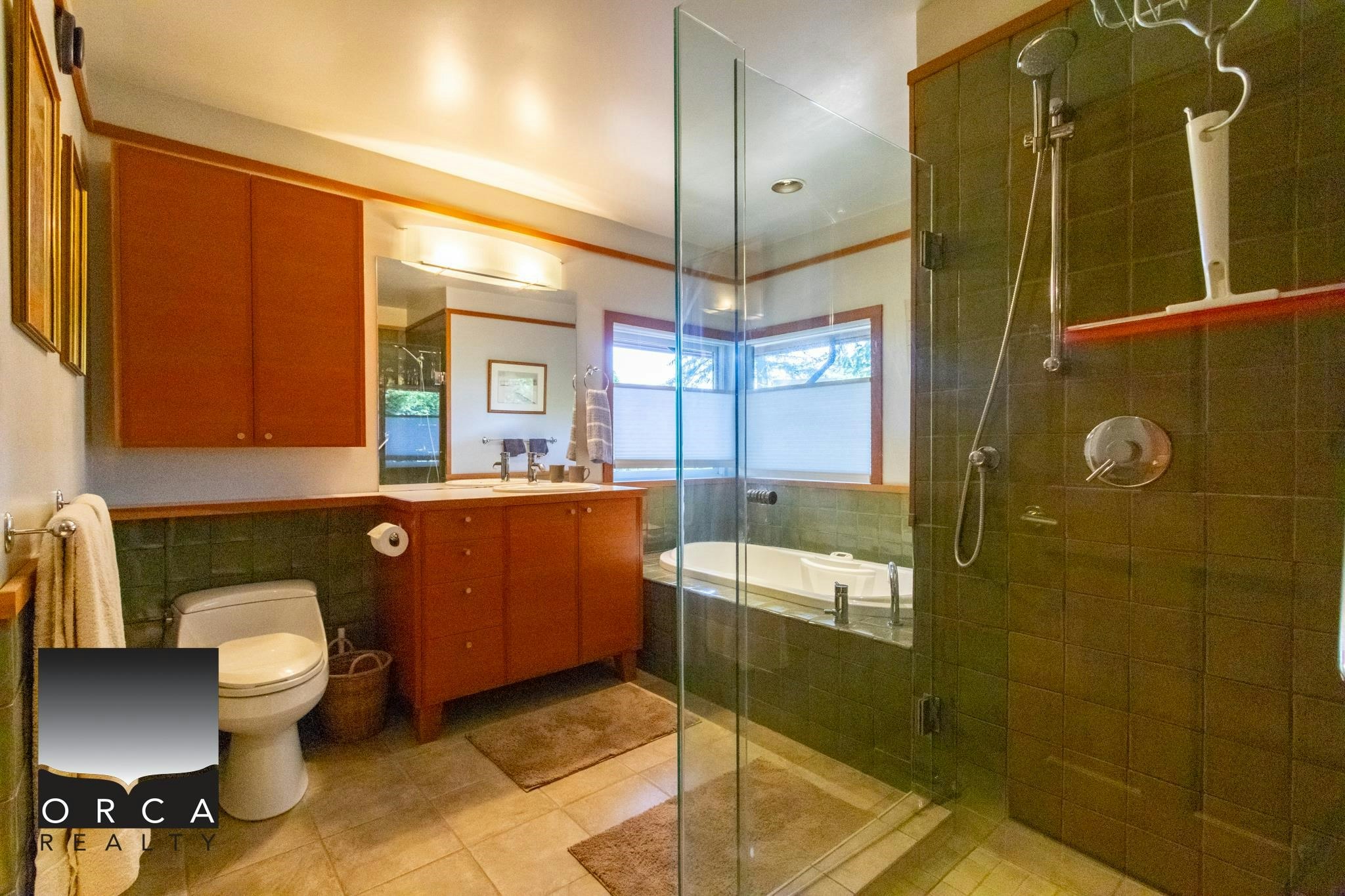 496 Melmore Road, Bowen Island, BC, V0N 1G0 - 36