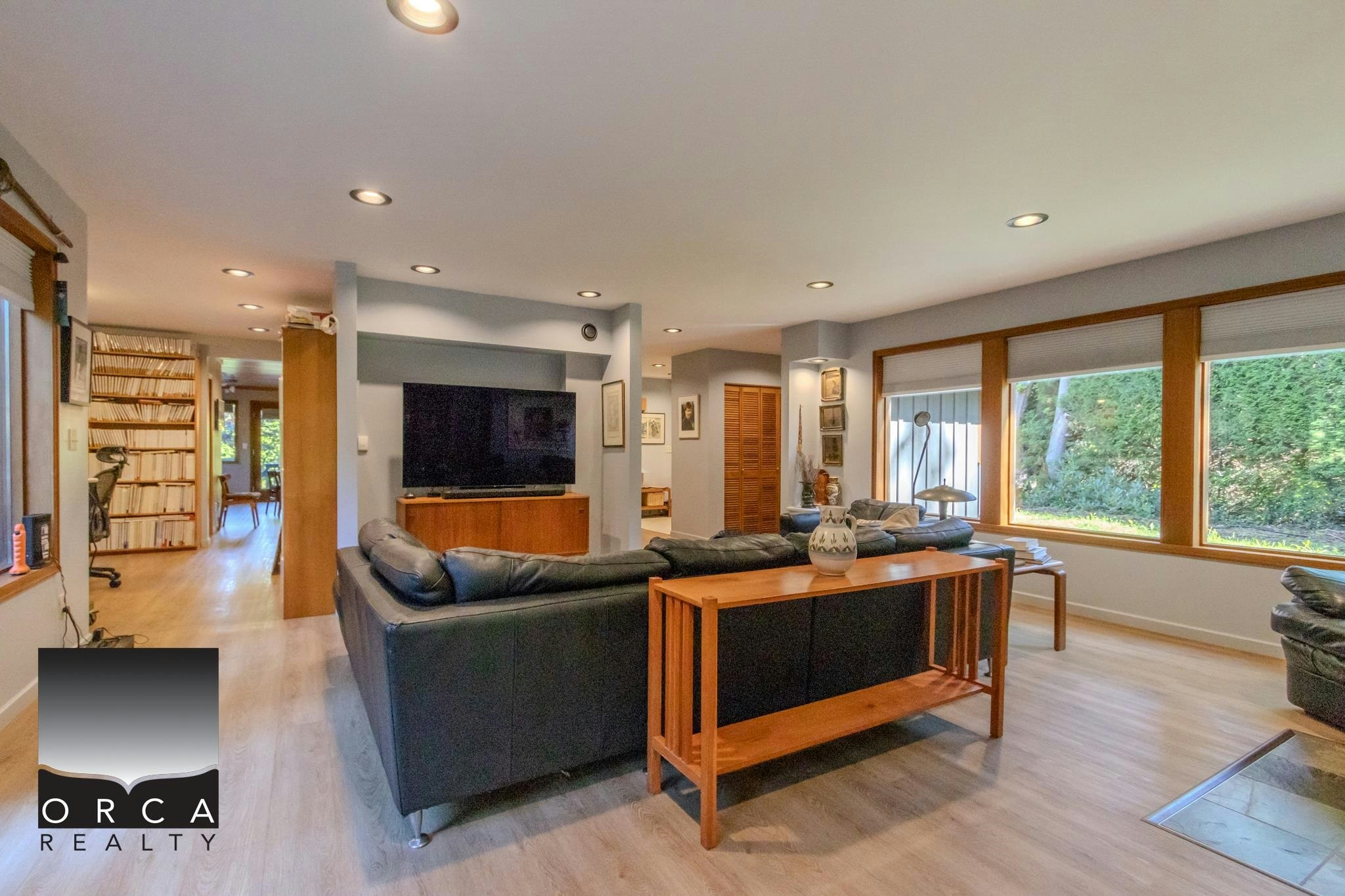 496 Melmore Road, Bowen Island, BC, V0N 1G0 - 3