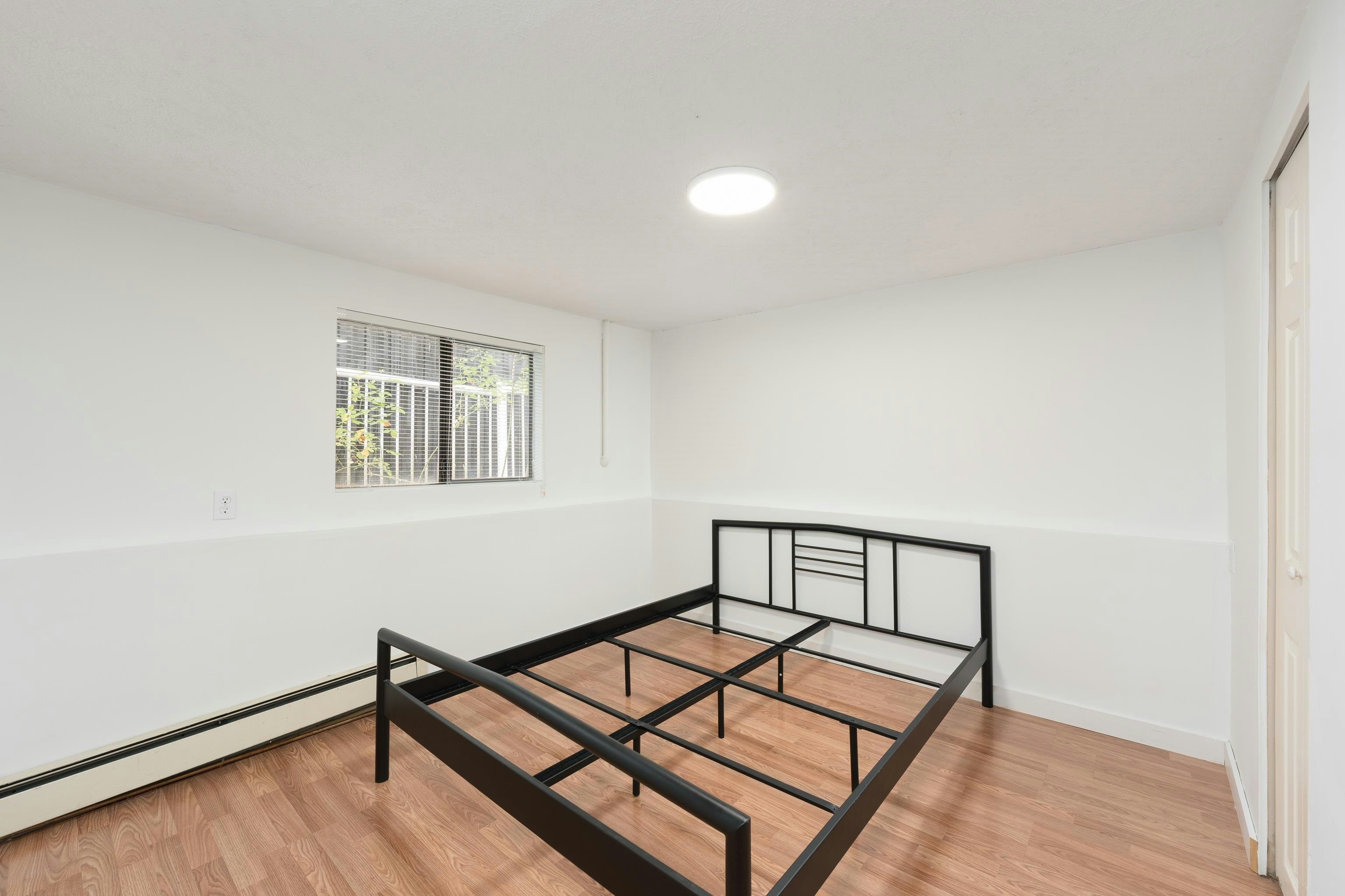 1038 E 51st Avenue, Vancouver, BC, V5X 1E7 - 27