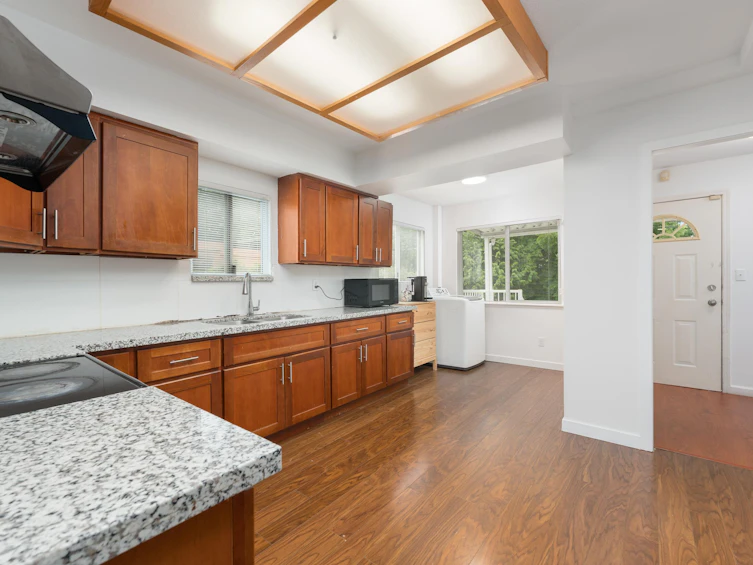1038 E 51st Avenue, Vancouver, BC, V5X 1E7 - 7