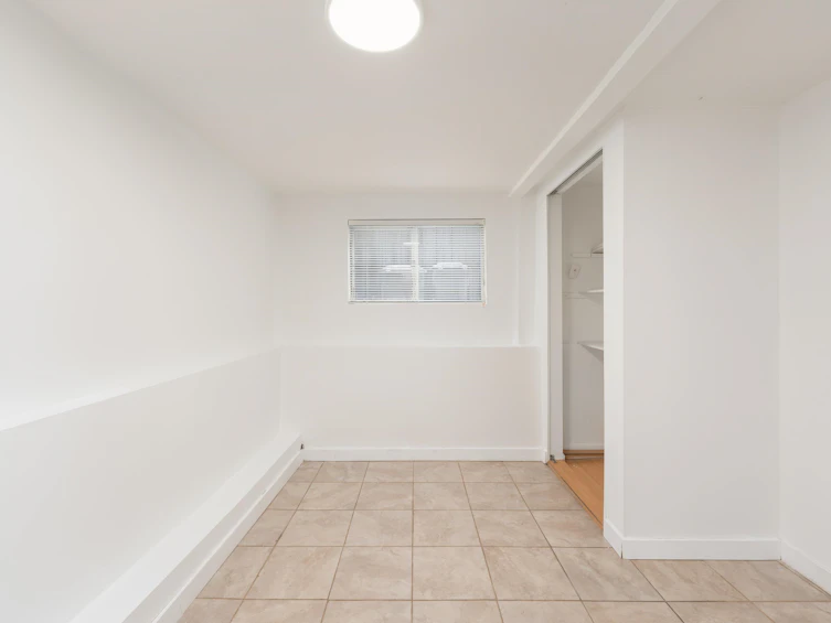 1038 E 51st Avenue, Vancouver, BC, V5X 1E7 - 24
