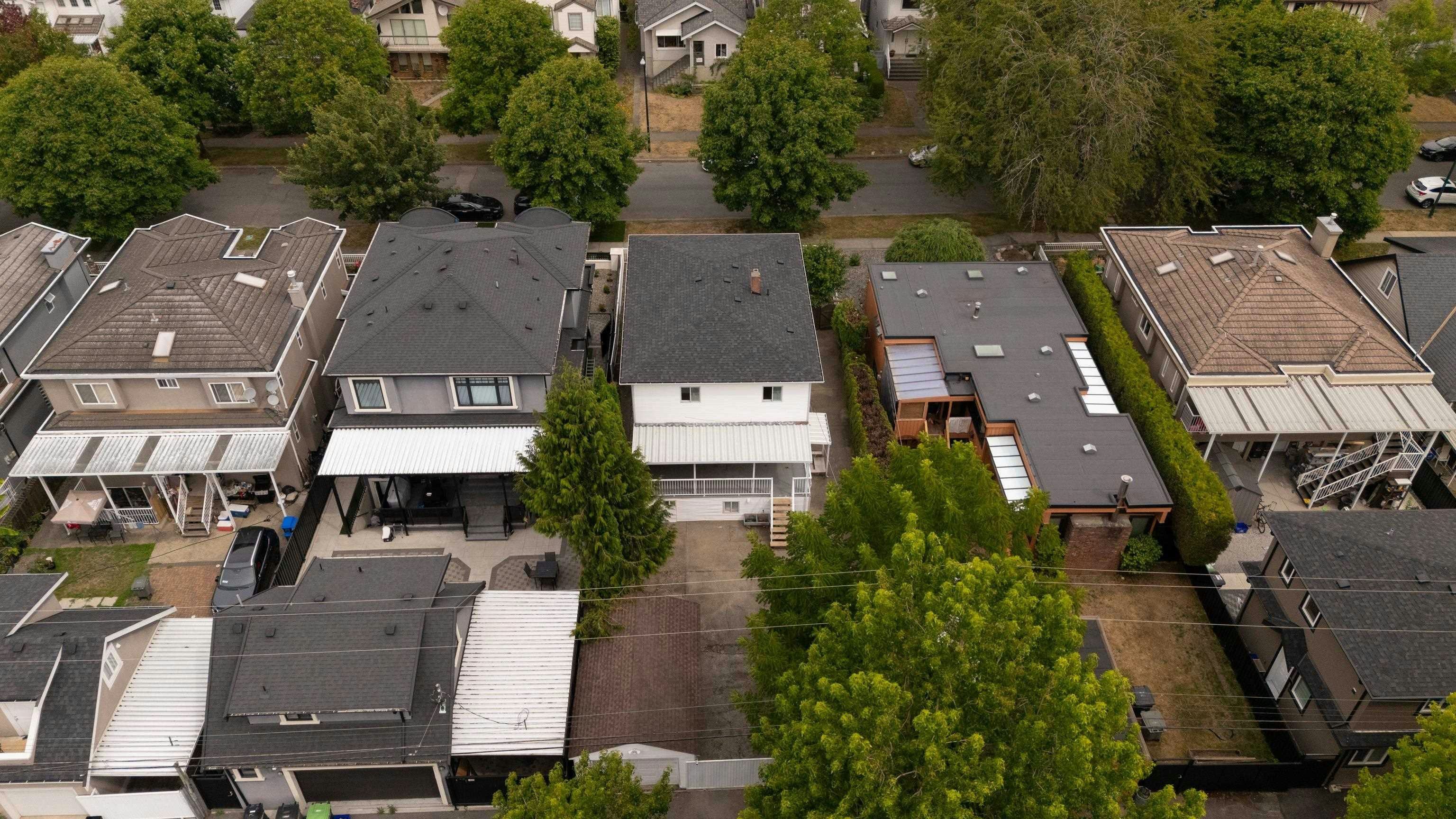 1038 E 51st Avenue, Vancouver, BC, V5X 1E7 - 40