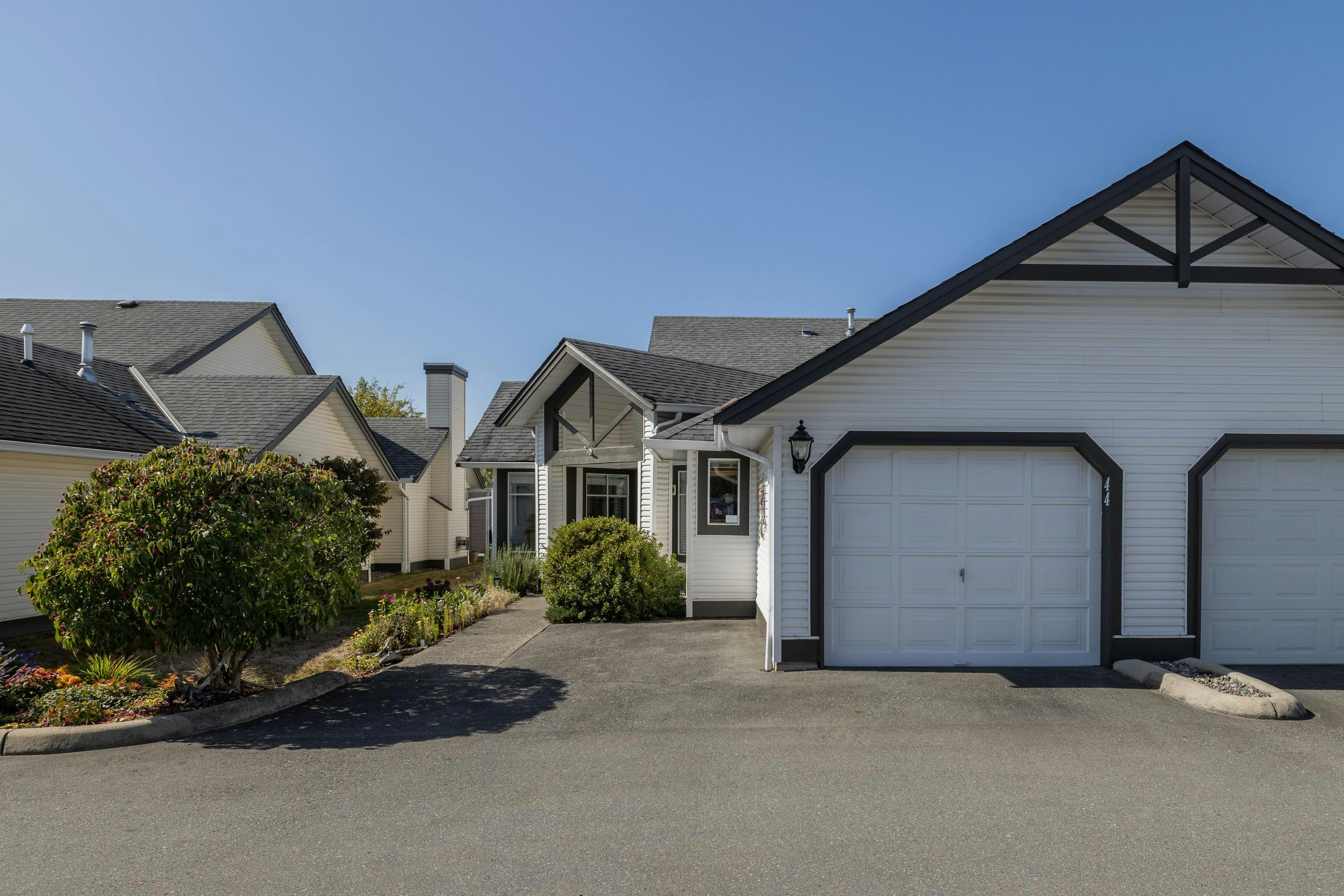 44-19649 53 Avenue, Langley, BC, V3A 8C5