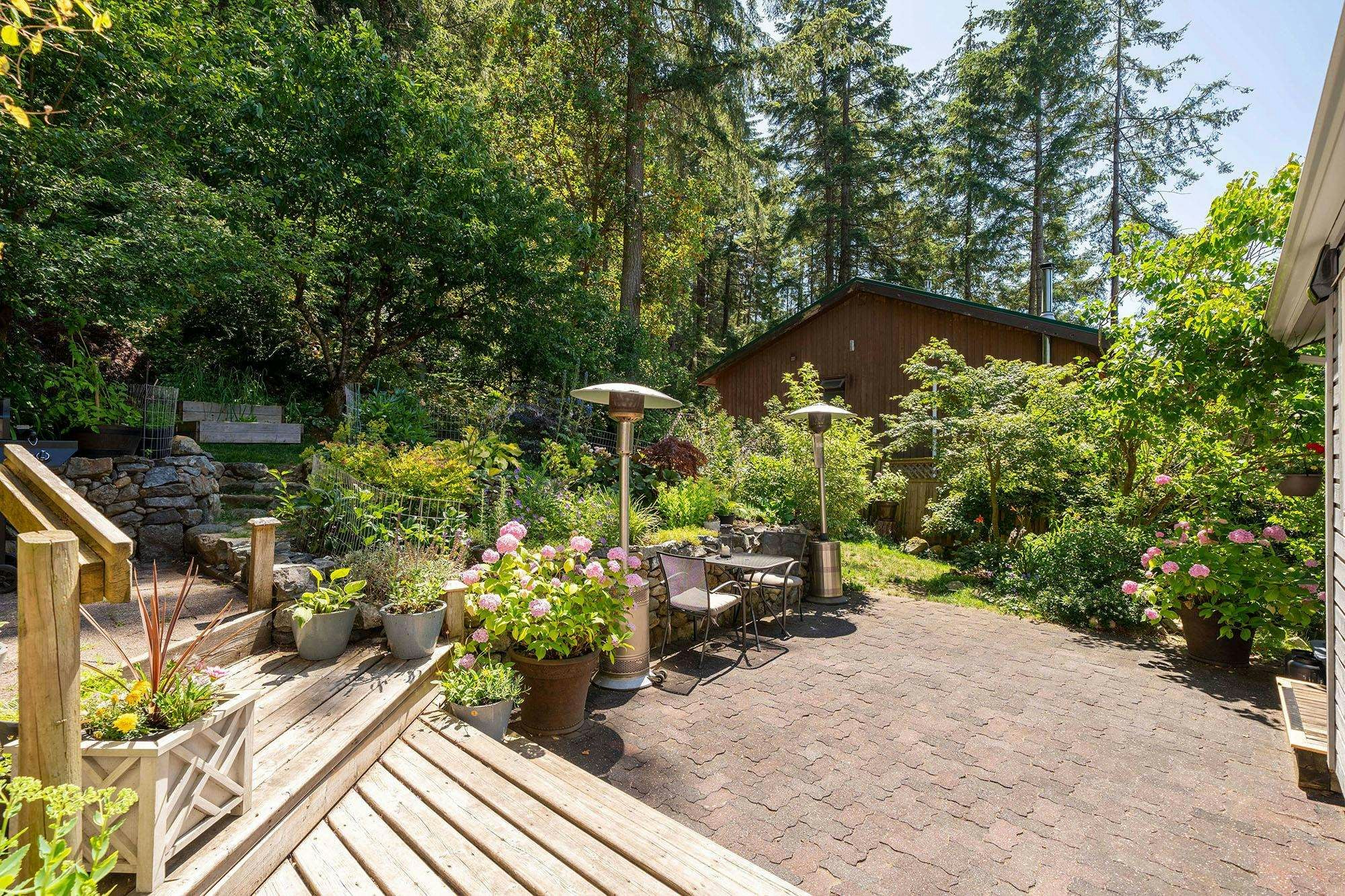 1529 Whitesails Drive, Bowen Island, BC, V0N 1G2 - 25