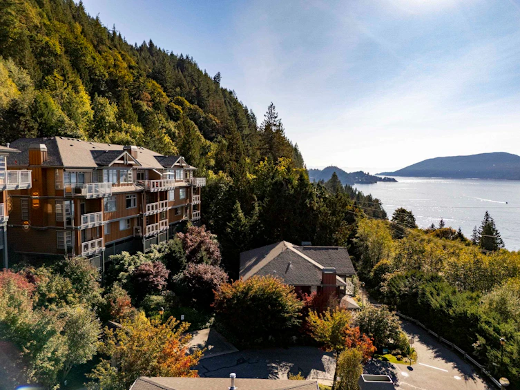 8547 Seascape Court, West Vancouver, BC, V7W 3J7 - 38