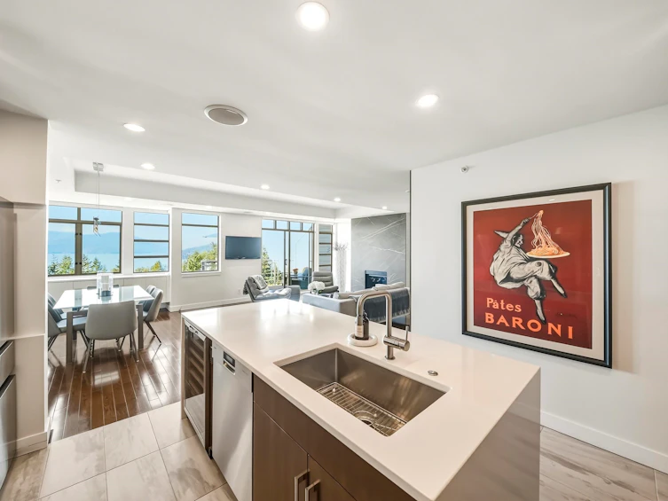 8547 Seascape Court, West Vancouver, BC, V7W 3J7 - 9