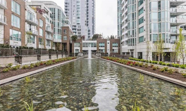 T19-1501 Howe Street