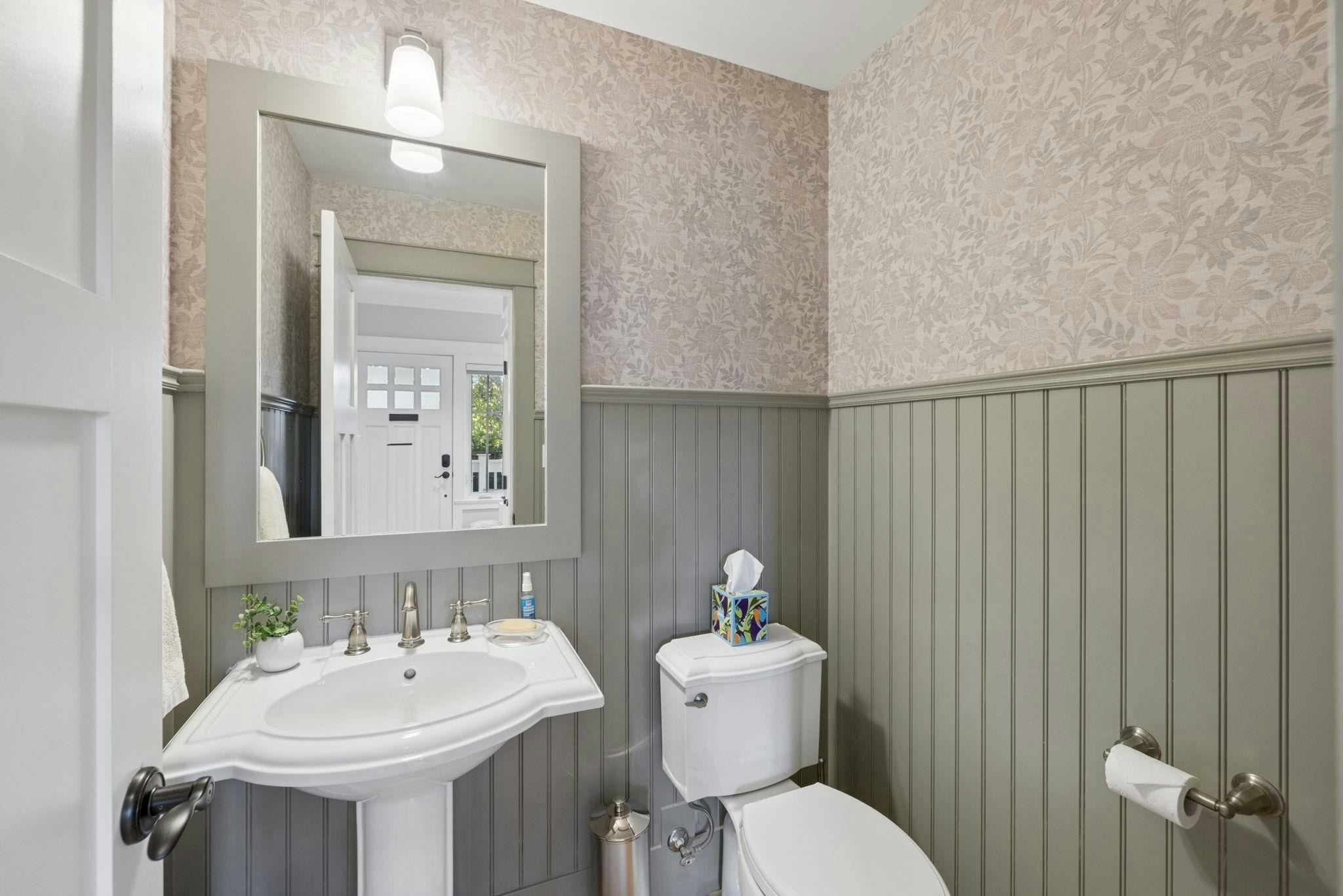2015 Esquimalt Avenue, West Vancouver, BC, V7V 1S3 - 21