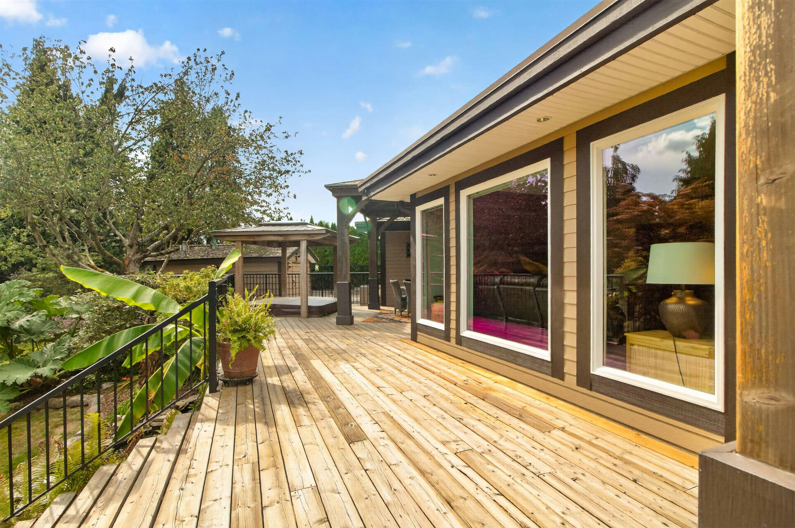 34088 York Avenue, Mission, BC, V2V 6Y5 - 34