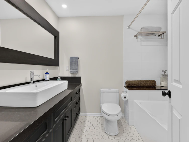 34088 York Avenue, Mission, BC, V2V 6Y5 - 24