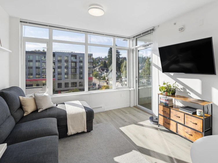 602-200 Nelson's Crescent, New Westminster, BC, V3L 0H4 - 3