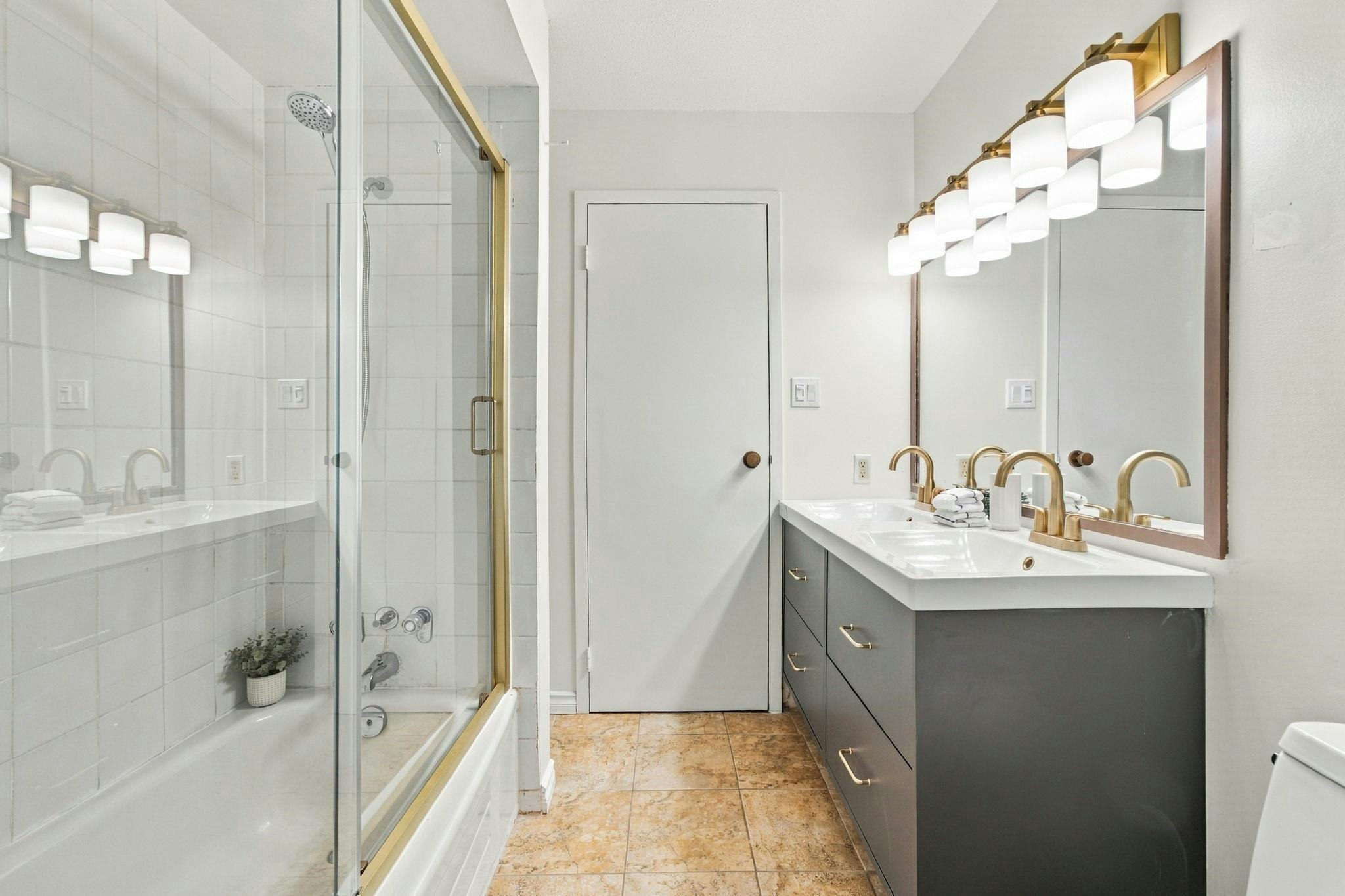 8-9151 Forest Grove Drive, Burnaby, BC, V5A 3Z5 - 25