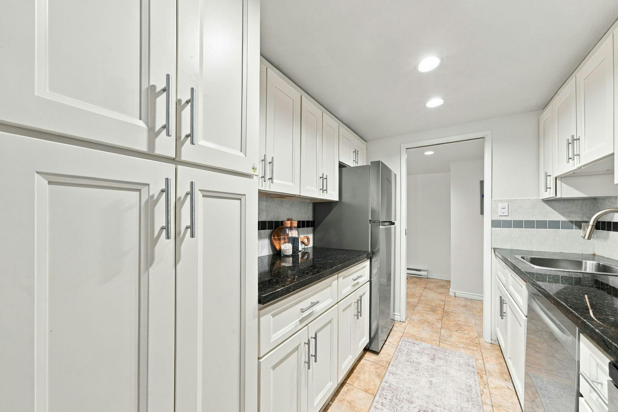 8-9151 Forest Grove Drive, Burnaby, BC, V5A 3Z5 - 13