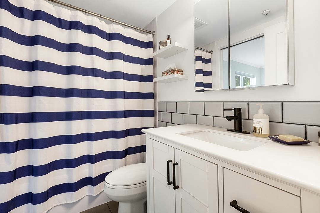 203-3235 W 4th Avenue, Vancouver, BC, V6K 1R8 - 9