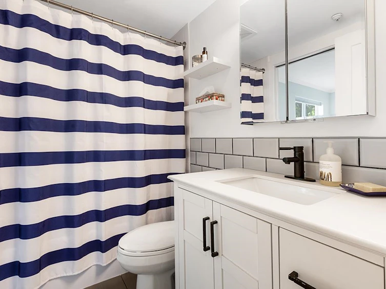 203-3235 W 4th Avenue, Vancouver, BC, V6K 1R8 - 9