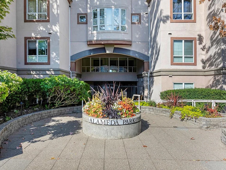 203-3235 W 4th Avenue, Vancouver, BC, V6K 1R8 - 12