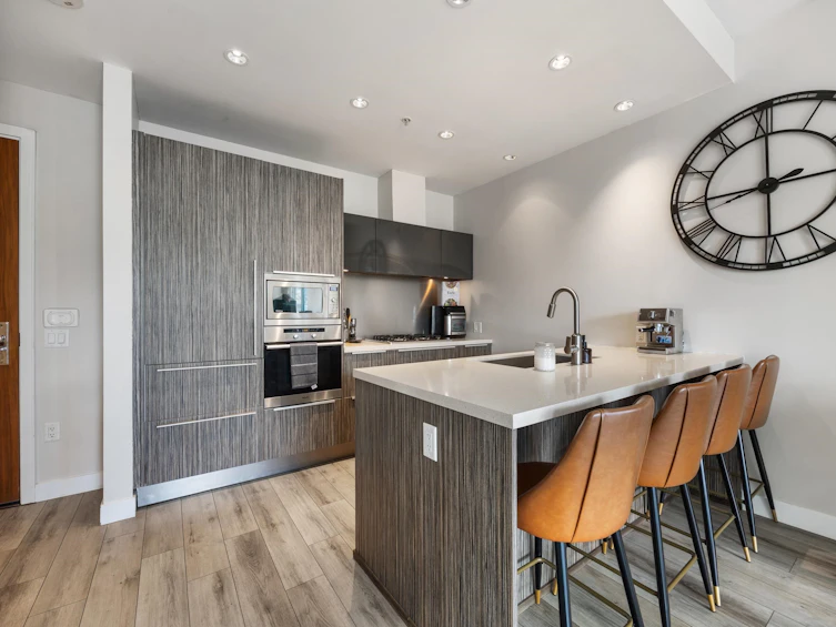 806-1633 Ontario Street, Vancouver, BC, V5Y 0C2 - 4