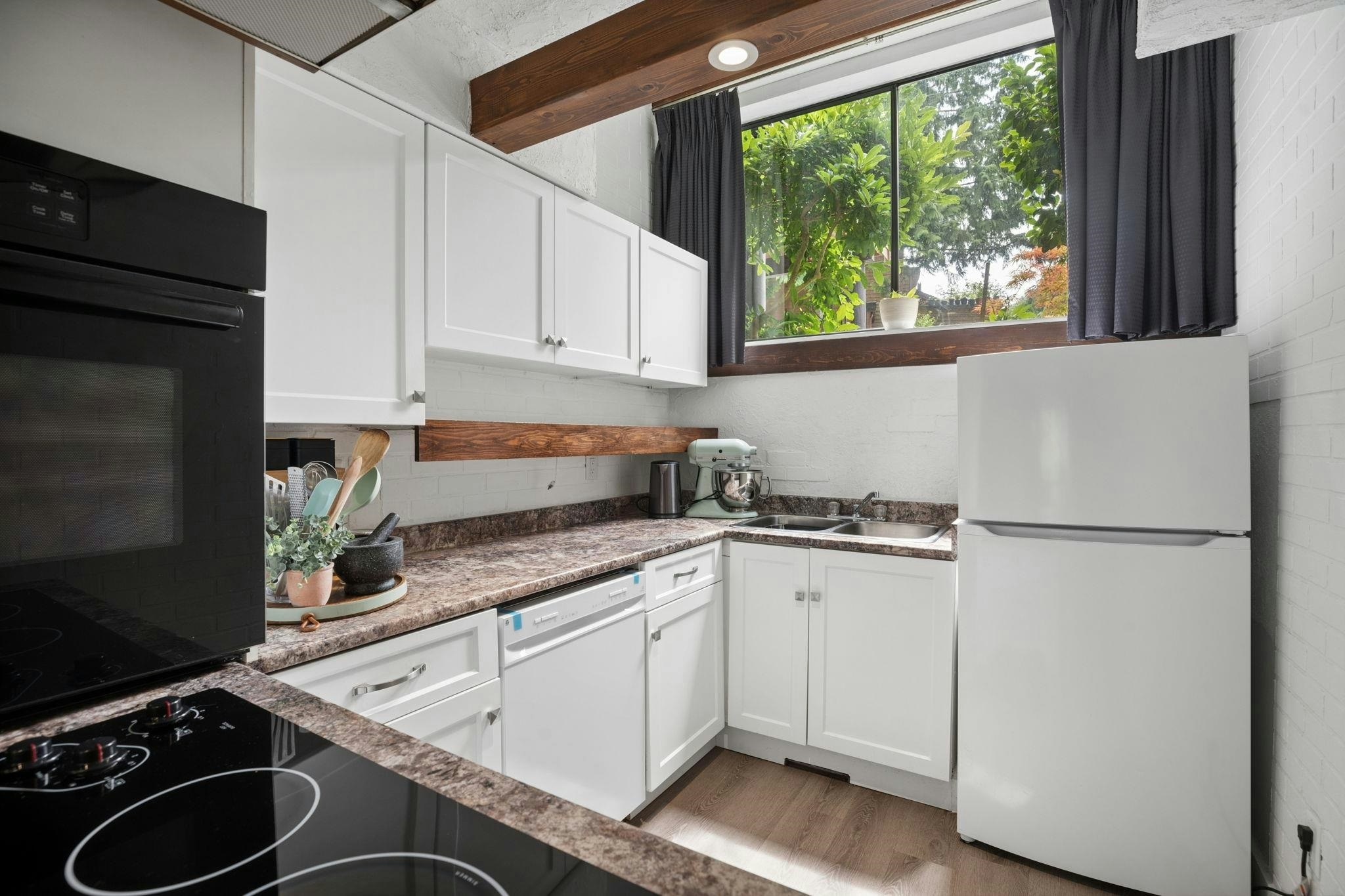 520 Cardiff Way, Port Moody, BC, V3H 3T3 - 3