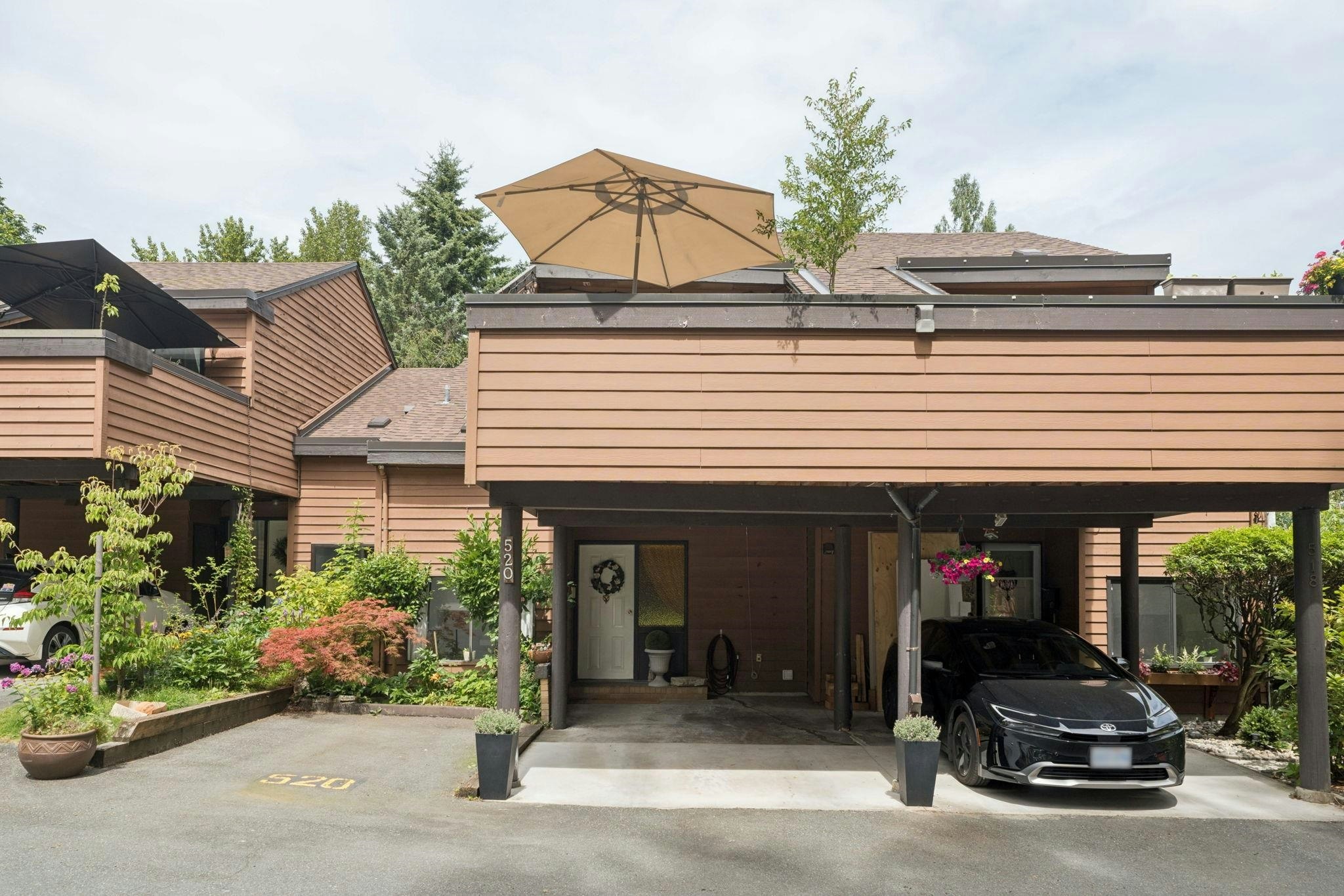 520 Cardiff Way, Port Moody, BC, V3H 3T3