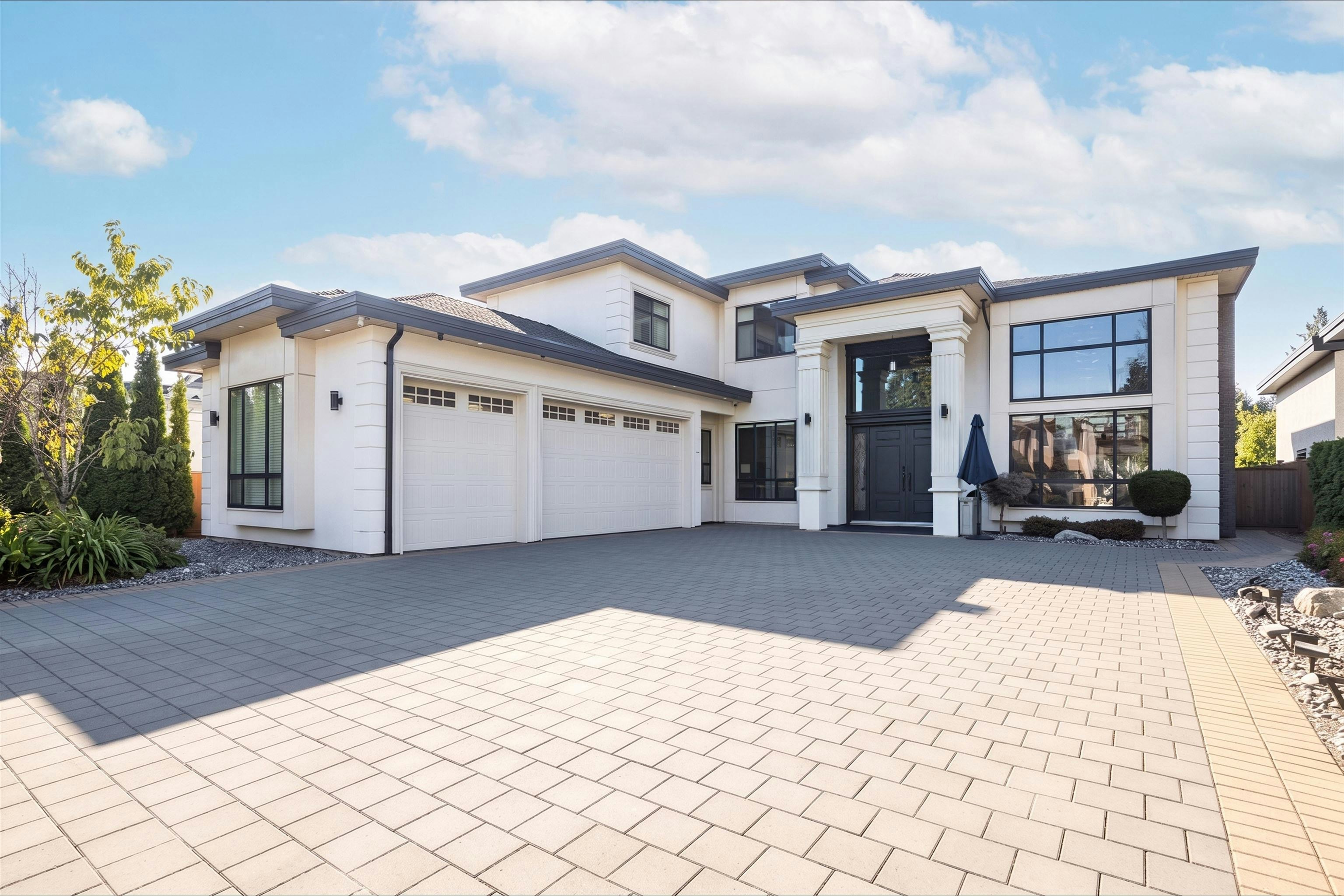 7571 Bridge Street, Richmond, BC, V6Y 2S6