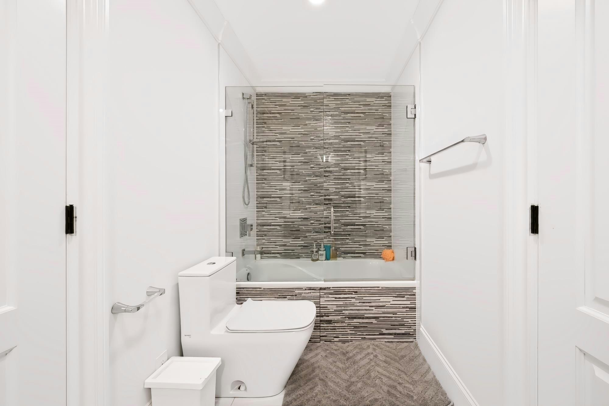 1433 W 48th Avenue, Vancouver, BC, V6M 2P1 - 23